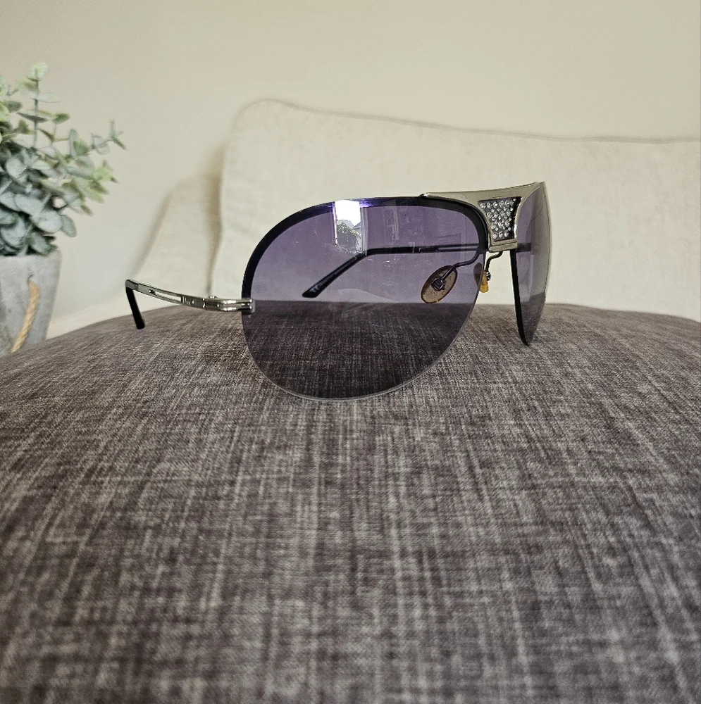 CHRISTIAN DIOR Silver and Black Aviator Sunglasses